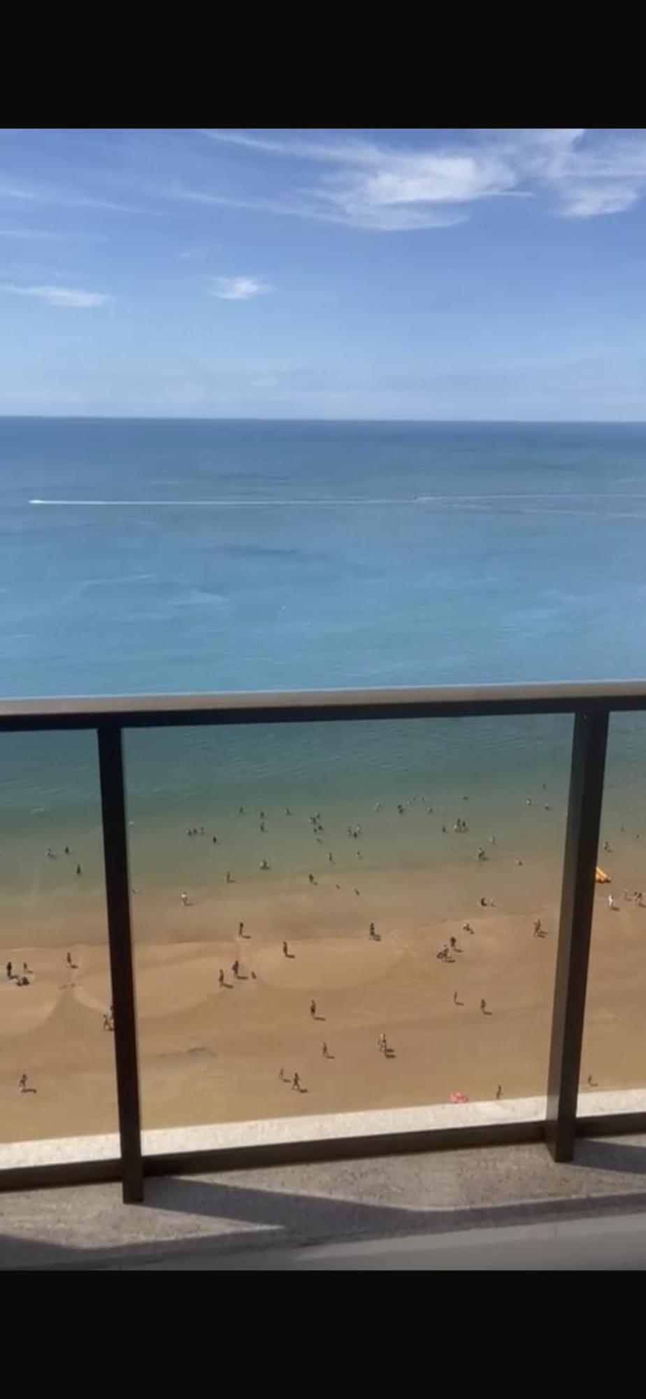 Malaga1201 Cobertura De Frente Para Praia Do Morro Guarapari Em Frente O Quiosque 19 Екстериор снимка